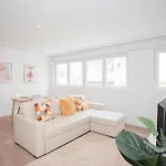 Liiiving In - Seaside Cosy * マトジニョシュ